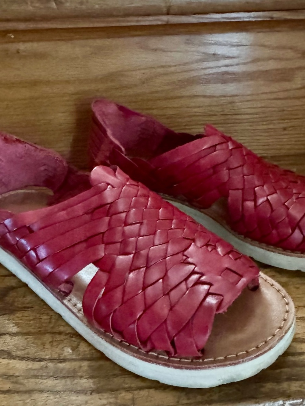 Brand X Huaraches Woven Sandals Women’s Size 8 Red Braided Leather Slip On